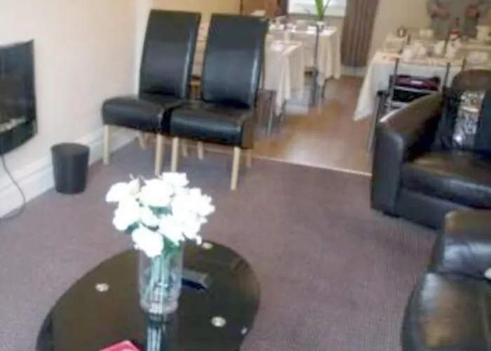 Hazelgrove Guest House Blackpool